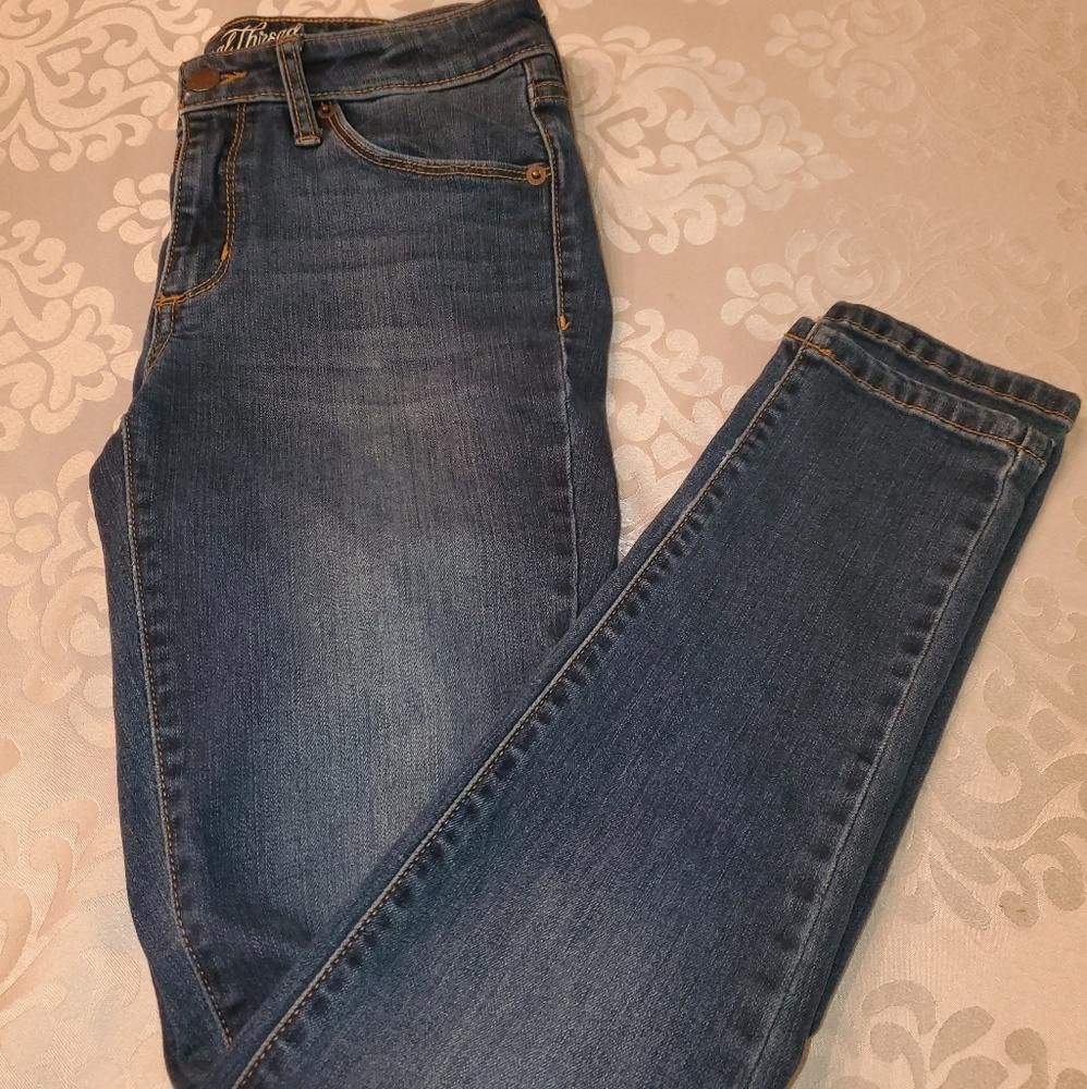 **3 for $20*Universal Thread Mid Rise Skinny Jeans